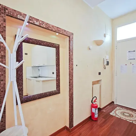 Leylah Apartment Bari